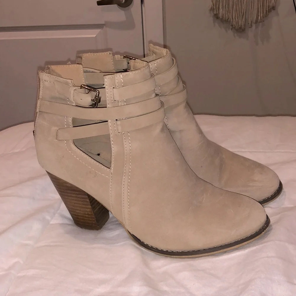 Call it spring Booties - Picture 1 of 8